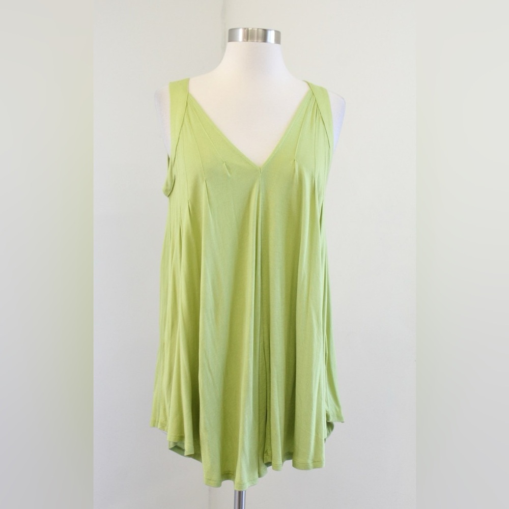 Anthropologie
Lime Green Pleated Tunic Swing Tank Top
Blouse